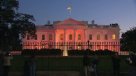 La Casa Blanca se iluminó rosada contra el cáncer de mama