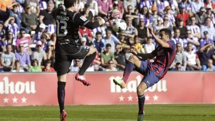 Alexis Sánchez participó en dura derrota de FC Barcelona ante Real Valladolid