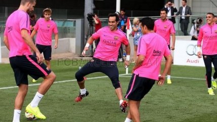 El segundo día de entrenamiento de Claudio Bravo en FC Barcelona