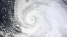 Al menos cuatro muertos y 600 vuelos cancelados en Japón por un fuerte tifón