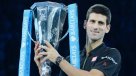 Novak Djokovic recibió el trofeo del Masters de Londres