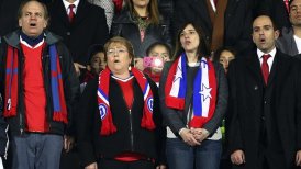 Bachelet ha presenciado en el Nacional los cinco partidos disputados hasta ahora por la selección, tal como el de hoy, que calificó de "histórico".