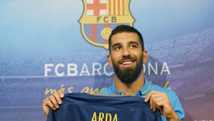 La presentación de Ardan Turan en FC Barcelona