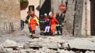Nuevo terremoto en Italia: Rescatistas sacan a personas entre escombros