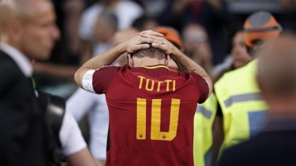 El emocionante y triste adiós de Francesco Totti tras su último partido