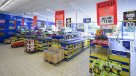 Supermercado europeo despidió a un empleado por trabajar de más