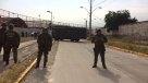 Disturbios en el comienzo de los trabajos para demoler muros en La Legua
