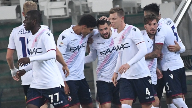 Bologna de Erick Pulgar reaccionó a tiempo y doblegó a Hellas Verona en la liga italiana