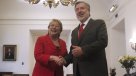 Guillier y Bachelet se reúnen en La Moneda post elecciones