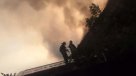 Bomberos controló incendio que afectó a mueblería en La Granja