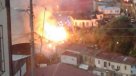 Incendio de gran magnitud afecta a varias viviendas en Valparaíso
