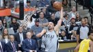 Emanuel Ginóbili generó preocupación en los Spurs tras abandonar duelo contra Atlanta Hawks