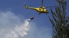Dos helicópteros fueron atacados cuando combatían incendio forestal