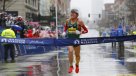 Bajo una intensa lluvia se corrió este lunes la edición 122 del Maratón de Boston