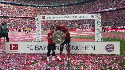 El festejo de Arturo Vidal tras un nuevo título para Bayern Munich