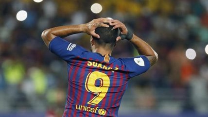 Periodista español criticó el tamaño del trasero de Luis Suárez: No puede jugar así