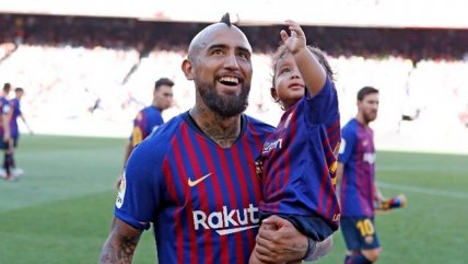 Arturo Vidal disfrutó con sus hijos su estreno en el Camp Nou: Un día que recordaré toda mi vida