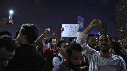  Más de mil personas en prisión preventiva por protestas en Egipto  