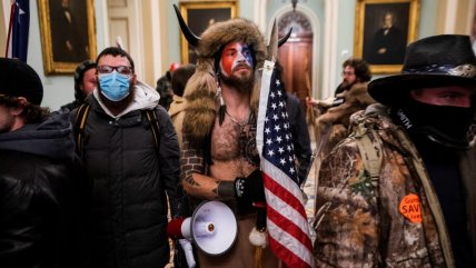   Las imágenes que dejó el asalto al Capitolio: El día que tambaleó la democracia en EEUU 