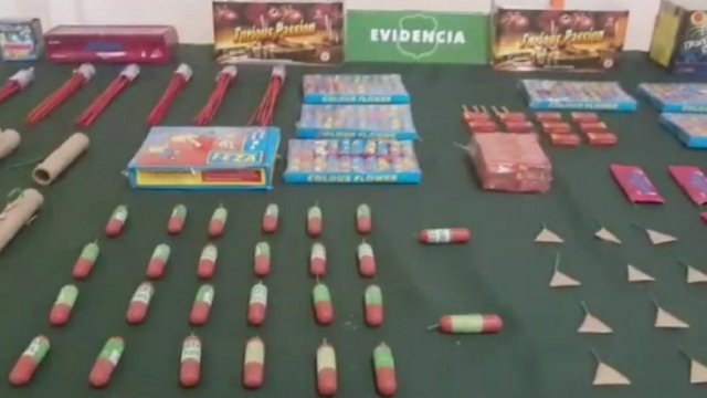 Video Talca Carabineros Decomis Casi Mil Fuegos Artificiales Y