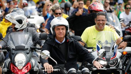  Bolsonaro lideró caravana de motociclistas en Estados Unidos tras inaugurar consulado  