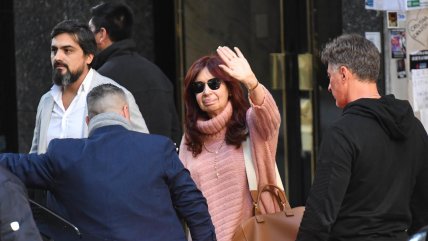   Cristina Fernández salió de su domicilio horas después del atentado 