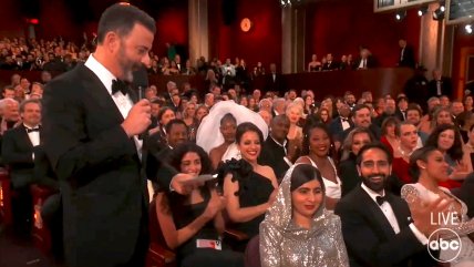   Jimmy Kimmel incomodó a Malala con pregunta sobre Harry Styles en los Oscar 