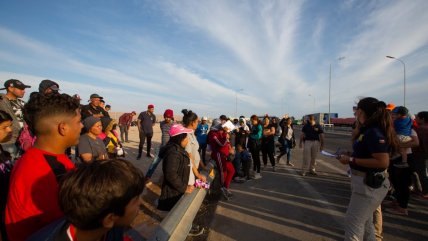   Migrantes denuncian nulas condiciones sanitarias en frontera de Chile y Perú 