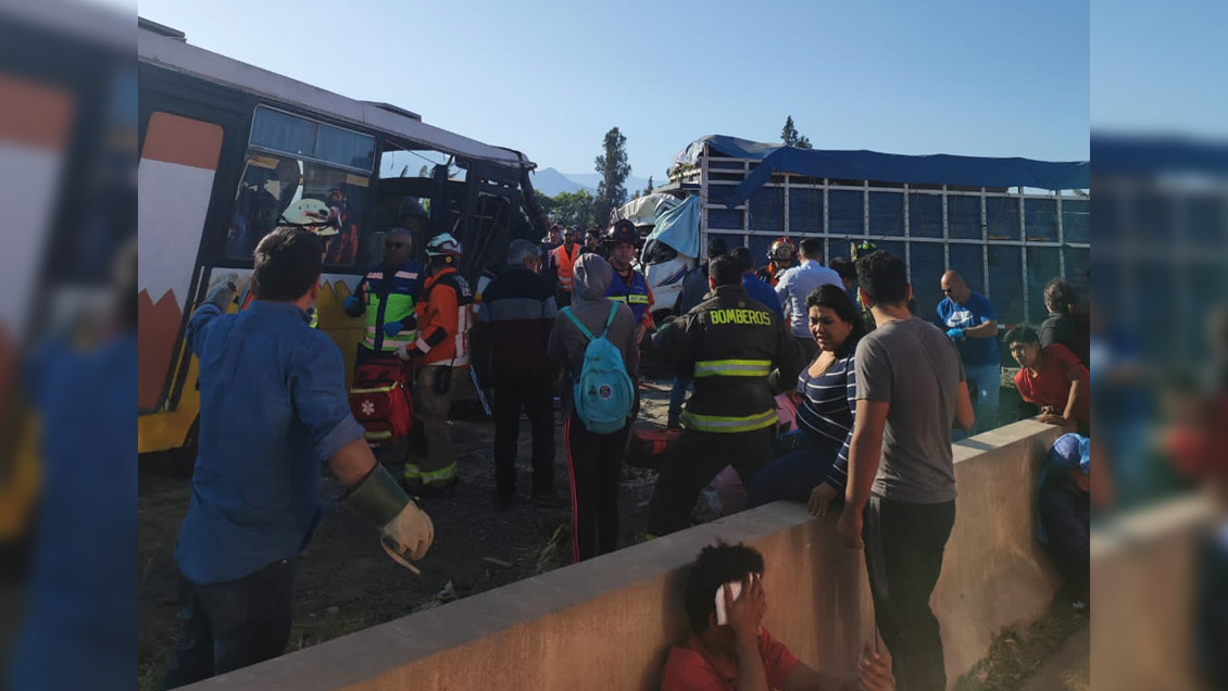 Fatal choque entre bus y camión en Pudahuel Ambos choferes murieron