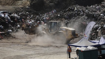   MOP dio por finalizada la remoción de escombros y alista demoliciones post incendios en Valparaíso 