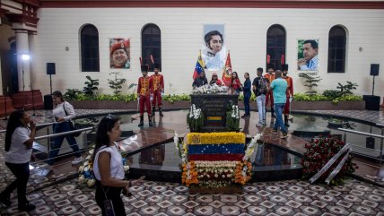   Adherentes recuerdan a Hugo Chávez a 11 años de su muerte 