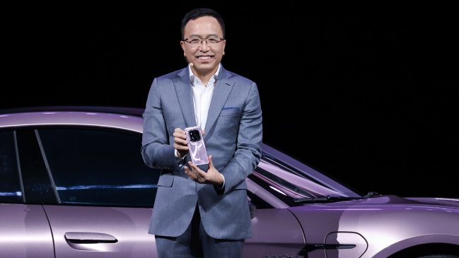   Presentan el nuevo smartphone de lujo de HONOR con Porsche Design 