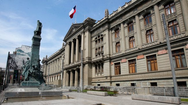   Nombramientos judiciales: UDI propone reflotar proyecto de Hernán Larraín 