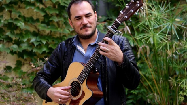   Ismael Serrano ya agotó uno de sus tres conciertos en Santiago 