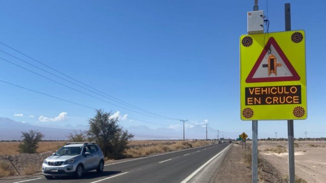   Instalan señales inteligentes en cruce que conecta a Toconao con San Pedro de Atacama 