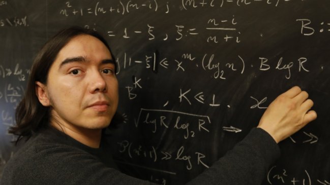   Académico chileno resolvió problema matemático de casi un siglo de antigüedad 
