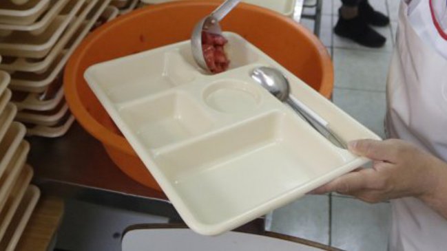   Hospital de Concepción investiga supuesta contaminación de alimentos con 
