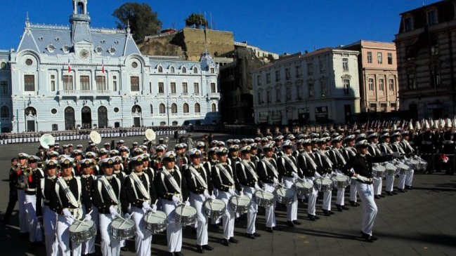 Este 21 de mayo la Armada retomará el tradicional desfile por las calles de Valparaíso