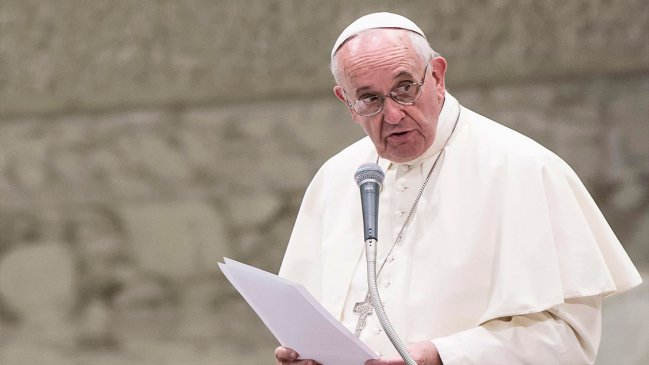 El papa dice que se ha desatado "una violencia diabólica" sobre Ucrania