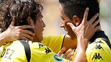Lucas Barrios convirtió su primer gol oficial con Borussia Dortmund