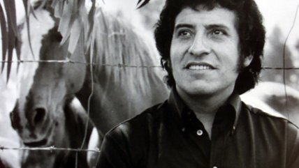   Dulce Patria: La impronta de Víctor Jara 