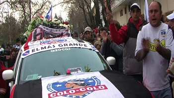  Hinchas de Colo Colo y del fútbol le dieron el último adiós a Francisco Valdés 