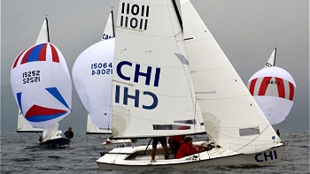 Alberto González lideró la primera jornada del Mundial de Lightning