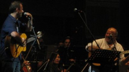   Kevin Johansen inauguró los Carnavales Culturales de Valparaíso 