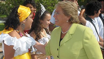   Bachelet instó a aprobar proyecto que ayuda a afectados por contaminación con plomo en Arica 
