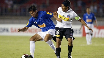 Equipos chilenos ya tienen árbitros para sus próximos duelos de Copa Libertadores