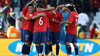 Bus de la selección chilena recorrerá Alameda antes de llegar a La Moneda