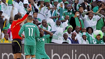 Gobierno nigeriano revocó decisión de suspender a su selección ante ultimátum de la FIFA