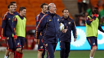 Holanda y España juegan la final de Sudáfrica 2010 por un cupo en la historia del fútbol