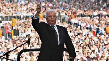   Miles de argentinos disfrutaron concierto al aire libre encabezado por Daniel Barenboim 